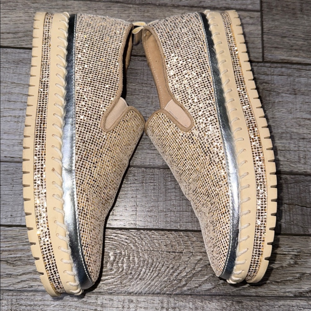 Elegant Tan Espadrilles for Women - Picture 3 of 7